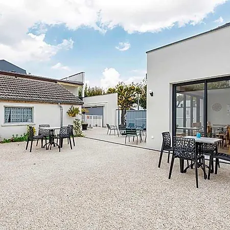 Logis Au Tambour Hotell 3*