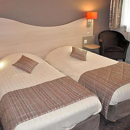 Hotell Logis Au Tambour Bezannes